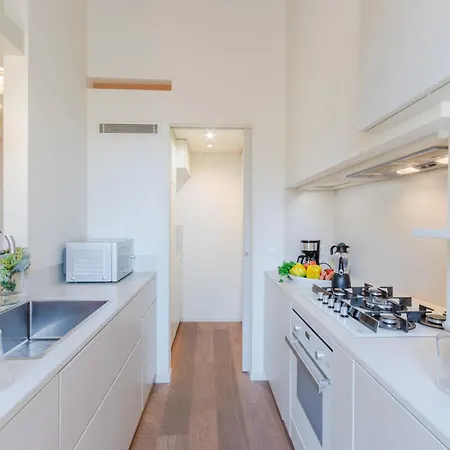 Sabrina, Modern 3 Bedrooms With Elevator アパート *